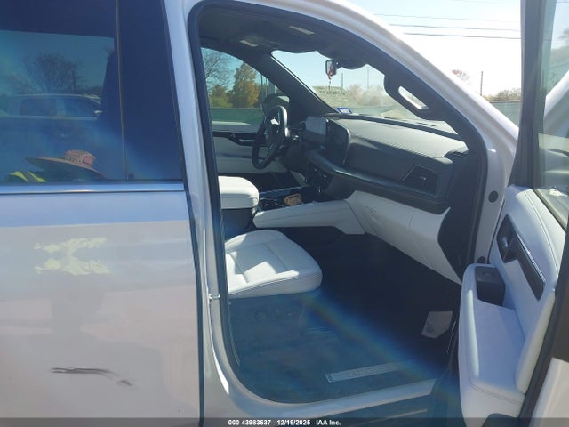 Chevrolet Suburban 2wd Premier 2025 1GNS5FRD8SR369388 Image 5