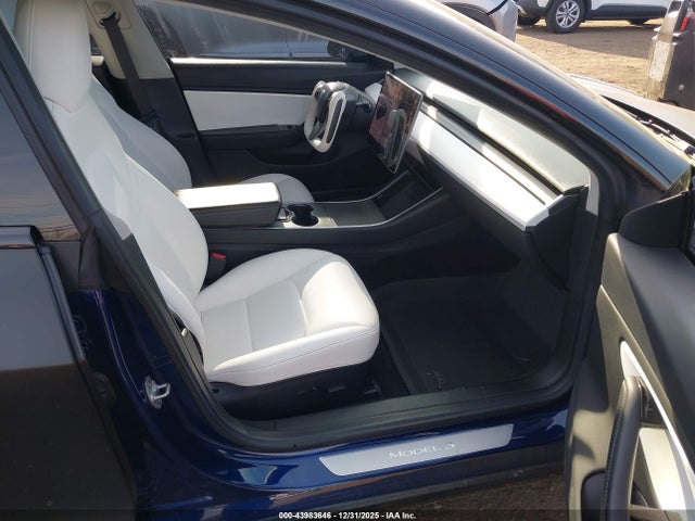 2018 TESLA MODEL 3 5YJ3E1EB1JF097680 Photo 4