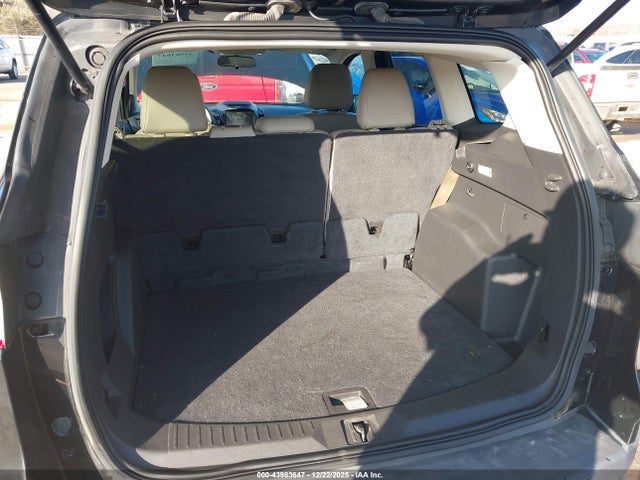 2015 Ford Escape Se მანქანა იყიდება აუქციონზე, vin: 1FMCU0GXXFUB17988, აუქციონის ნომერი: 43983647