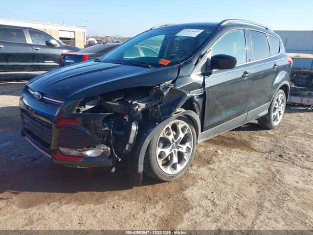 2015 Ford Escape Se მანქანა იყიდება აუქციონზე, vin: 1FMCU0GXXFUB17988, აუქციონის ნომერი: 43983647
