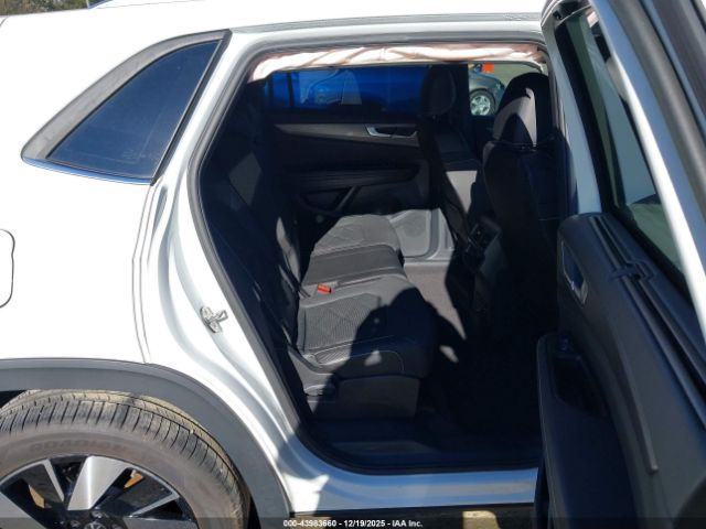 2024 VOLKSWAGEN ATLAS CROSS SPORT 1V2WE2CA4RC247382 Photo 7