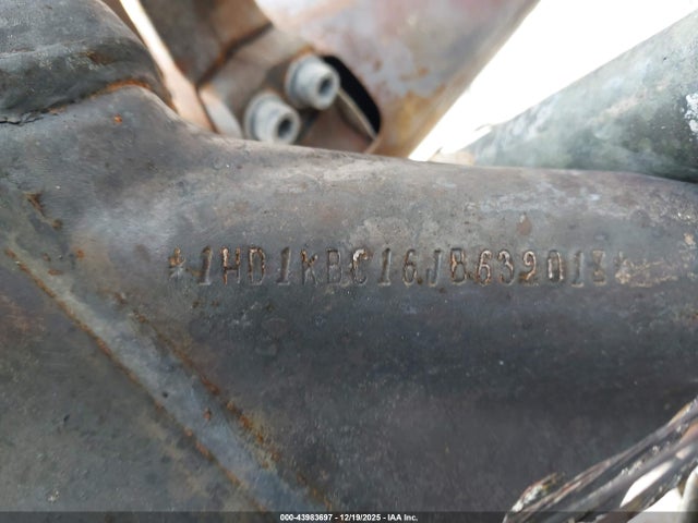 2018 HARLEY-DAVIDSON FLHX 1HD1KBC16JB632018 Photo 9