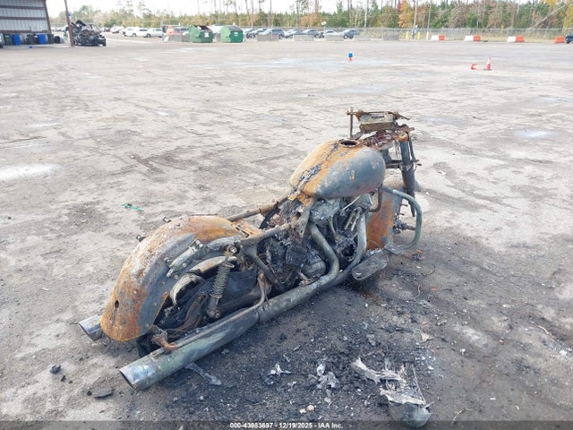 2018 HARLEY-DAVIDSON FLHX 1HD1KBC16JB632018 Photo 3