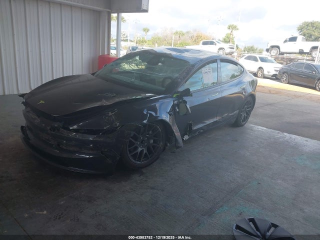 2025 TESLA MODEL 3 5YJ3E1EAXSF995879 Photo 1