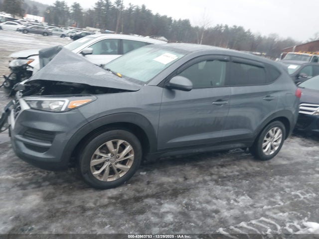 KM8J2CA45KU845502 Hyundai TUCSON SE