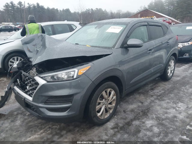 KM8J2CA45KU845502 Hyundai TUCSON SE