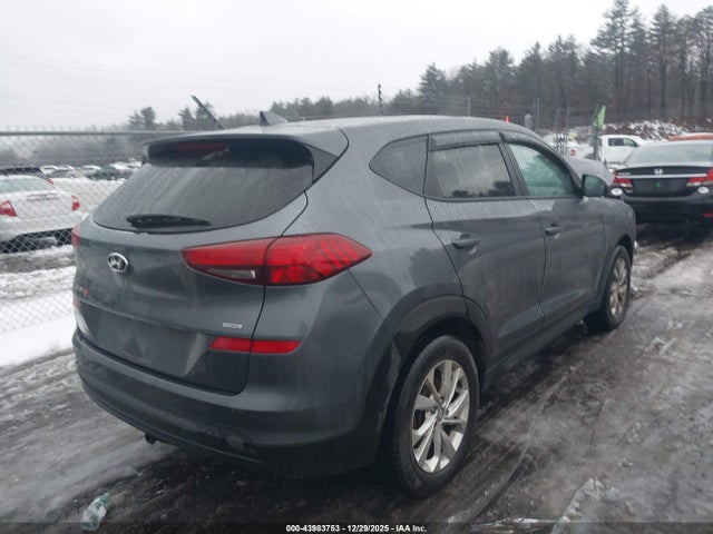 KM8J2CA45KU845502 Hyundai TUCSON SE