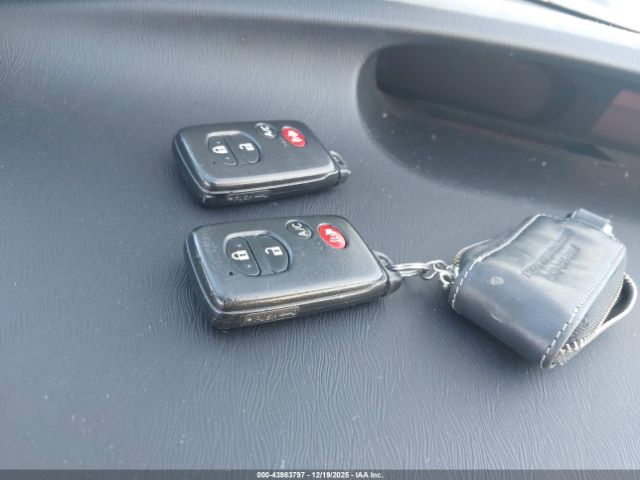 2013 TOYOTA PRIUS PLUG-IN JTDKN3DP2D3042774 Photo 10