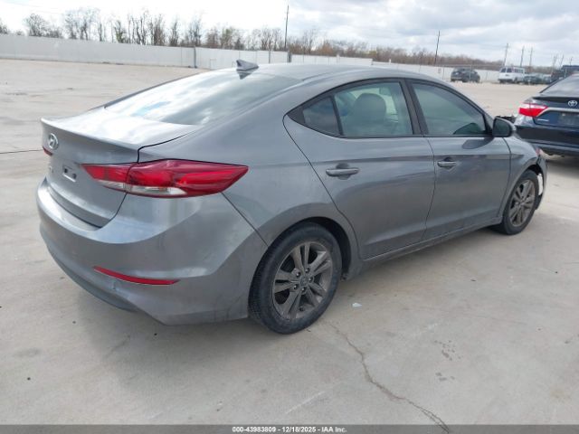2017 HYUNDAI ELANTRA KMHD84LF3HU180088 Photo 3