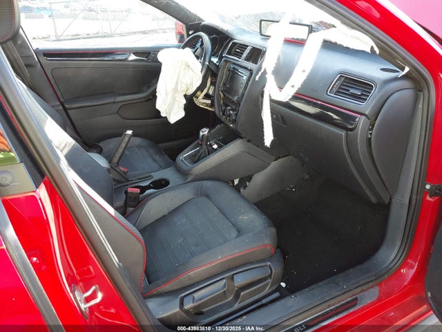 Продажа на аукционе авто 2015 Volkswagen Jetta 2.0t Gli Se, vin: 3VW5S7AJ1FM256845, номер лота: 43983810