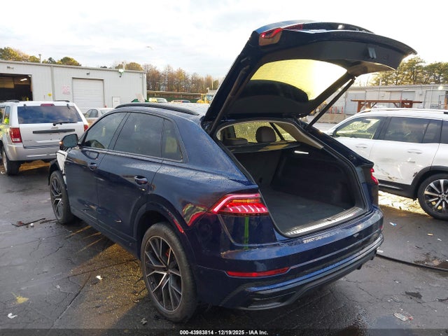 2020 AUDI Q8 WA1EVAF15LD008745 Photo 2
