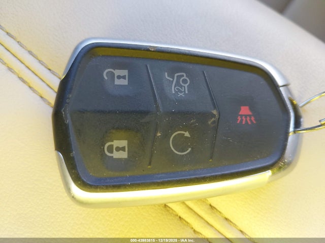 2017 CADILLAC XTS 2G61M5S32H9123820 Photo 10