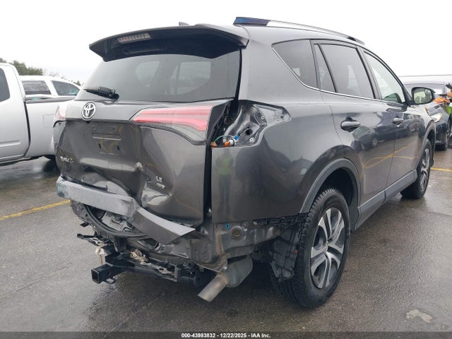 Toyota RAV4 LE 2016 JTMBFREV7GJ071975 Image 19