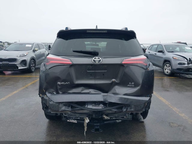 Toyota RAV4 LE 2016 JTMBFREV7GJ071975 Image 6