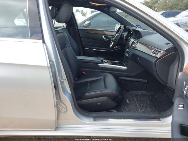 2014 MERCEDES-BENZ E 350 WDDHF8JB1EB031291 Photo 4