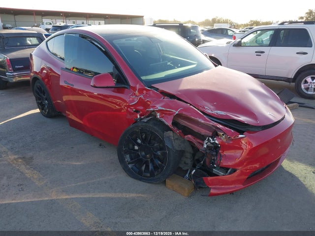 2022 TESLA MODEL Y 7SAYGAEE6NF457237 Photo 0