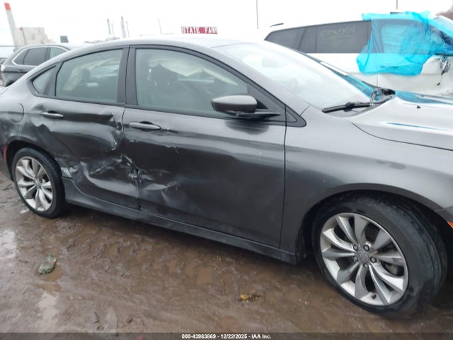 Продажа на аукционе авто 2015 Chrysler 200 S, vin: 1C3CCCBB3FN596810, номер лота: 43983869