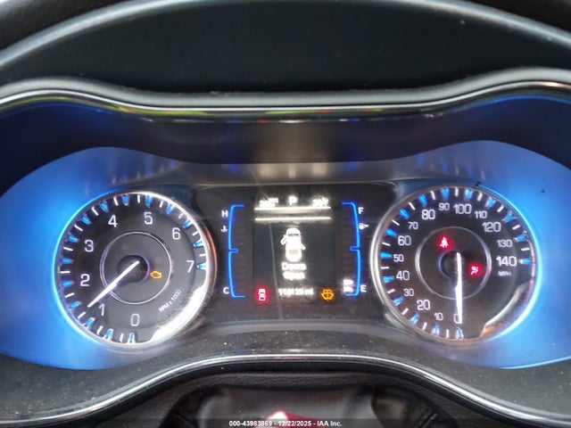 Продажа на аукционе авто 2015 Chrysler 200 S, vin: 1C3CCCBB3FN596810, номер лота: 43983869