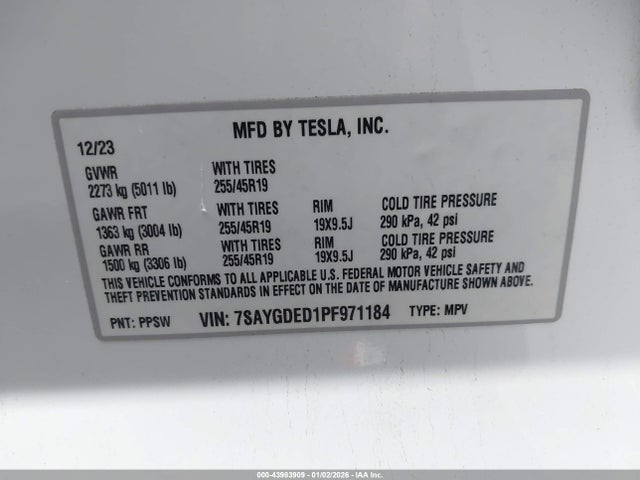 2023 TESLA MODEL Y 7SAYGDED1PF971184 Photo 8