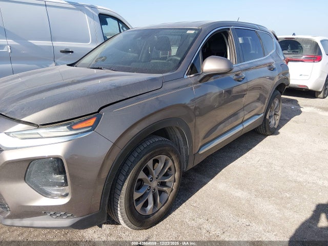 43984059 :رقم المزاد ، 5NMS23AD1KH013459 vin ، 2019 Hyundai Santa Fe Se مزاد بيع
