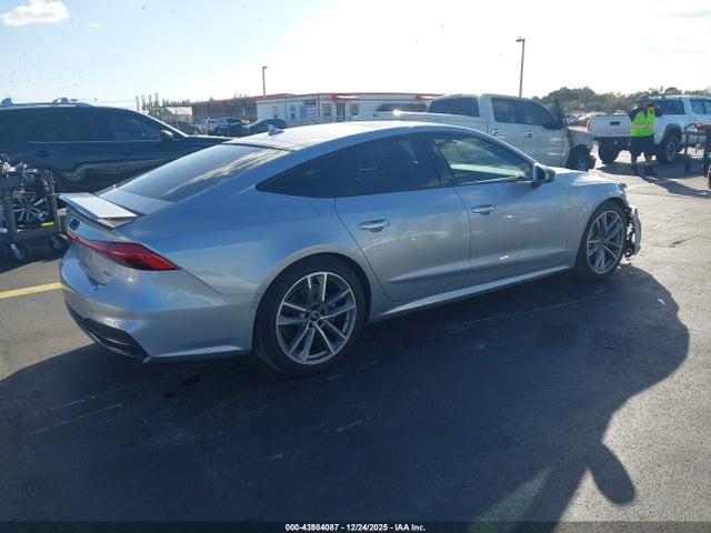 2023 AUDI A7 SPORTBACK WAUT2BF26PN001496 Photo 3