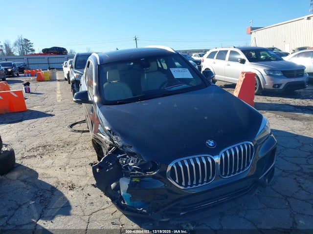 2021 BMW X1 WBXJG7C01M5S26998