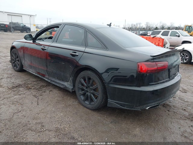 2016 AUDI A6 WAUGFAFC4GN014014 Photo 2