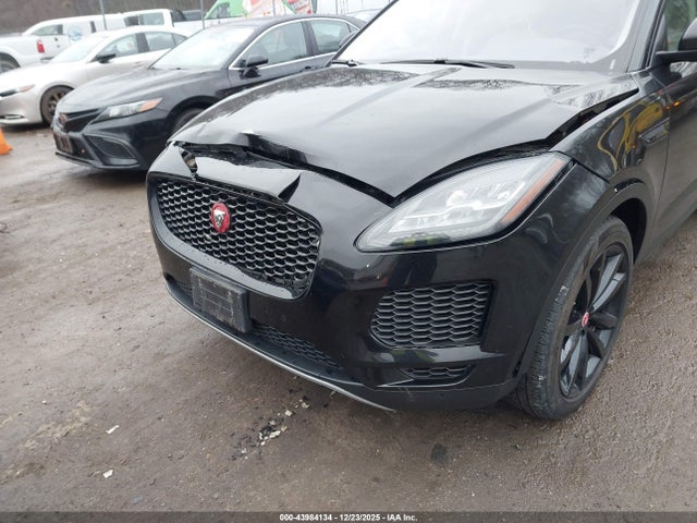 2020 JAGUAR E-PACE SADFK2FX0L1Z86850 Photo 5