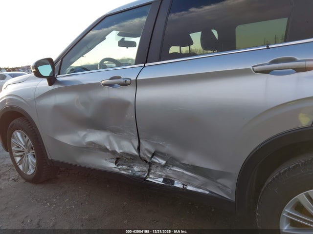 2024 MITSUBISHI OUTLANDER JA4J4UA83RZ057350 Photo 5