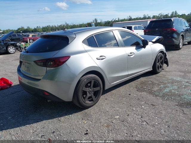 2015 Mazda Mazda3 I Sport მანქანა იყიდება აუქციონზე, vin: 3MZBM1K7XFM128746, აუქციონის ნომერი: 43984238