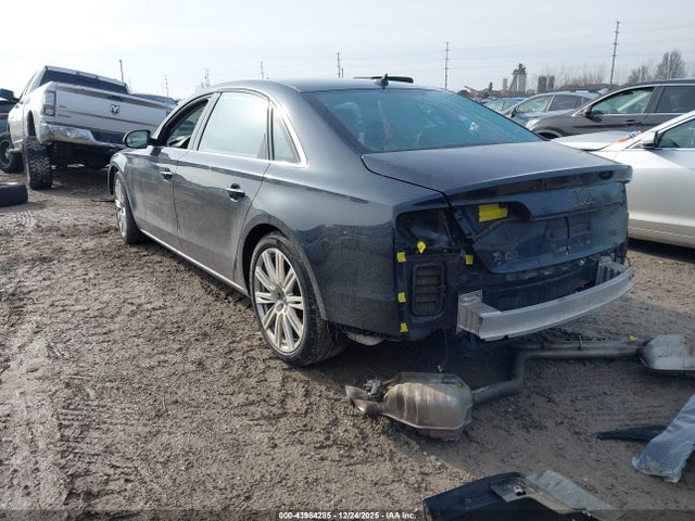 2015 AUDI A8 L WAU3GAFDXFN016644 Photo 2