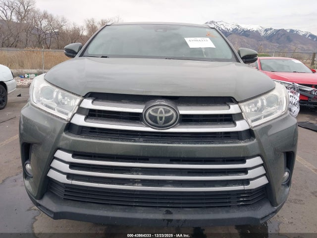 Toyota Highlander Xle 2017 5TDJZRFH6HS371815 Image 11