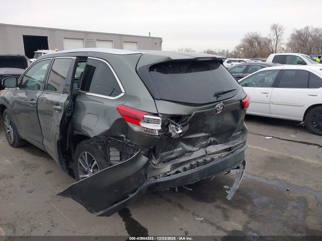 Toyota Highlander Xle 2017 5TDJZRFH6HS371815 Image 6