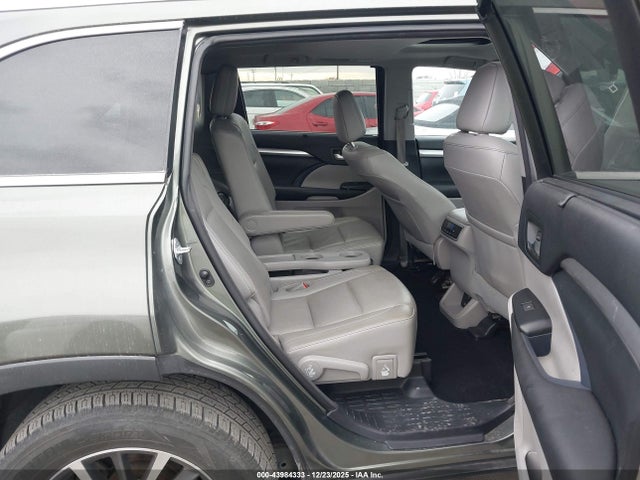 Toyota Highlander Xle 2017 5TDJZRFH6HS371815 Image 8