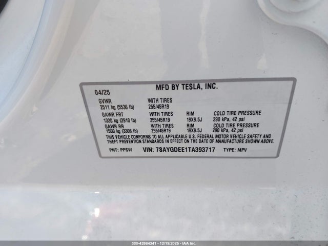 2026 TESLA MODEL Y 7SAYGDEE1TA393717 Photo 8