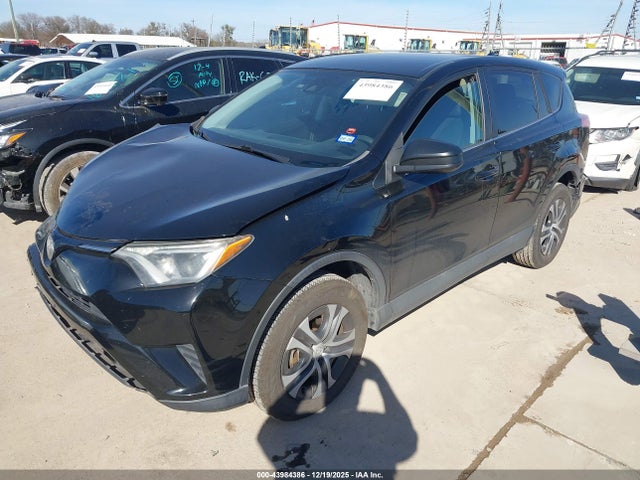 Toyota RAV4 LE 2018 2T3ZFREV8JW454816 Image 2