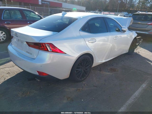2016 LEXUS IS 200T JTHBA1D28G5020810 Photo 3
