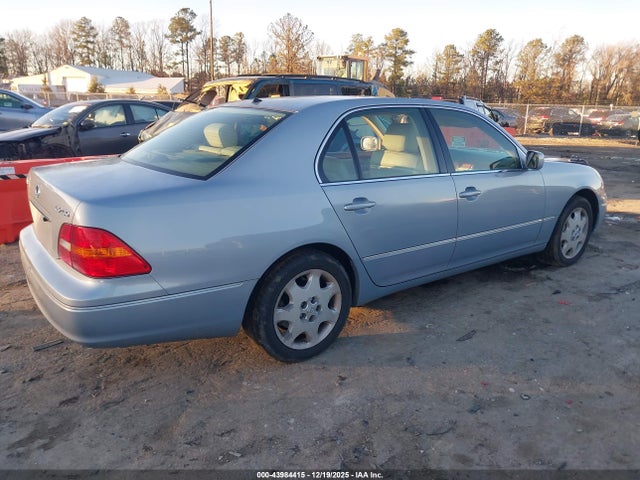 2003 LEXUS LS 430 JTHBN30F330111452 Photo 3