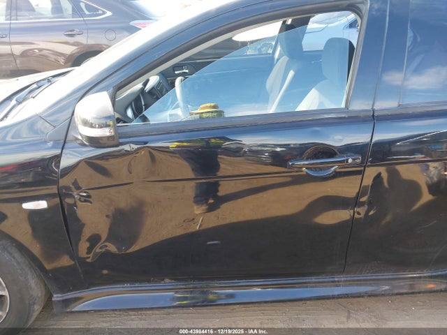 JA32U2FU9GU001345 Mitsubishi LANCER ES