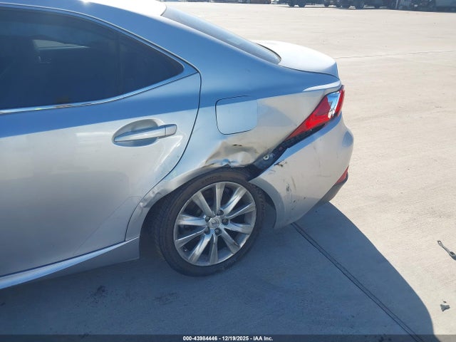 Lexus IS 250 2015 JTHCF1D27F5029194 Image 16