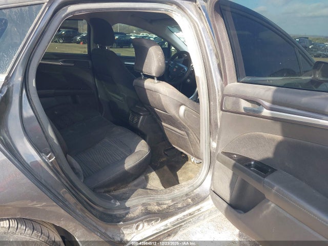Продажа на аукционе авто 2016 Ford Fusion Se, vin: 3FA6P0H73GR333185, номер лота: 43984512