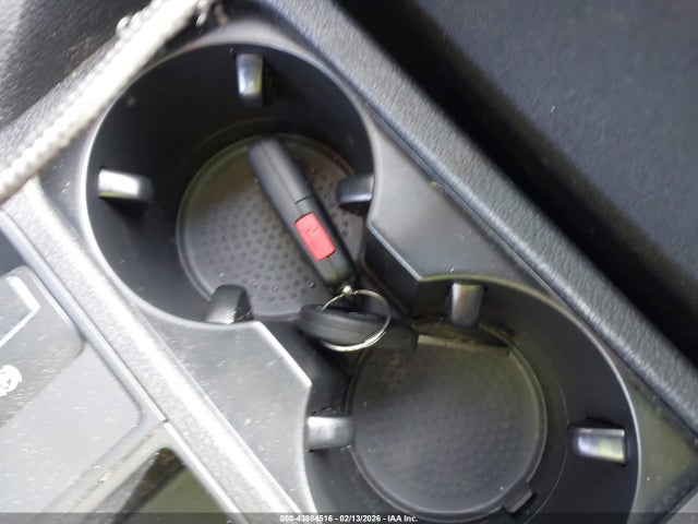 2018 VOLKSWAGEN TIGUAN LIMITED WVGBV7AX7JK000965 Photo 10
