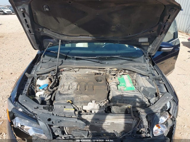 1VWBV7A35FC066916 Volkswagen Passat 2.0l Tdi Se