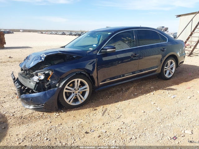 1VWBV7A35FC066916 Volkswagen Passat 2.0l Tdi Se