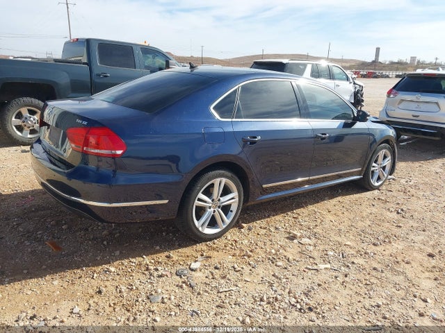 1VWBV7A35FC066916 Volkswagen Passat 2.0l Tdi Se