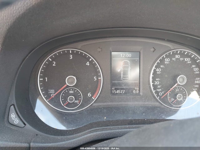 1VWBV7A35FC066916 Volkswagen Passat 2.0l Tdi Se