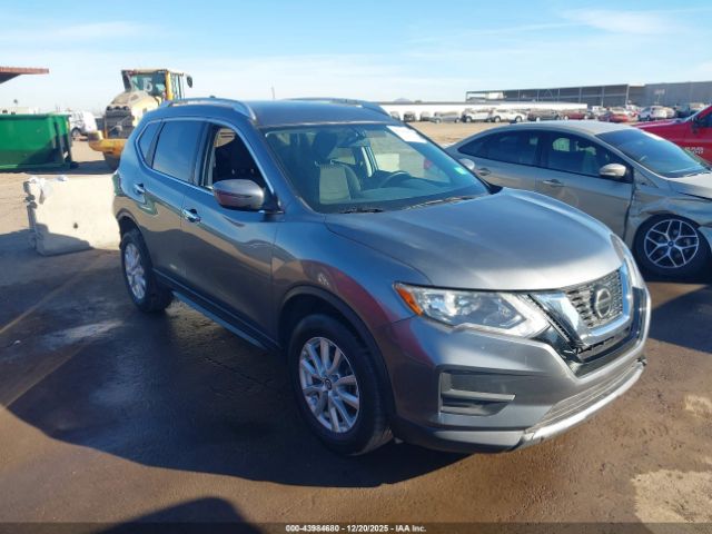 2018 NISSAN ROGUE KNMAT2MV8JP527290