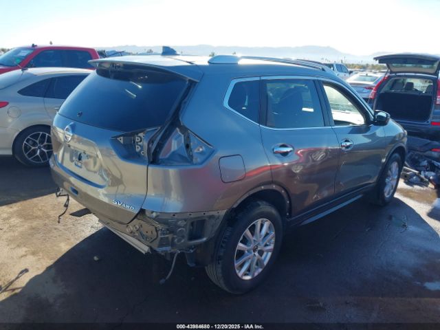 2018 NISSAN ROGUE KNMAT2MV8JP527290 Photo 3
