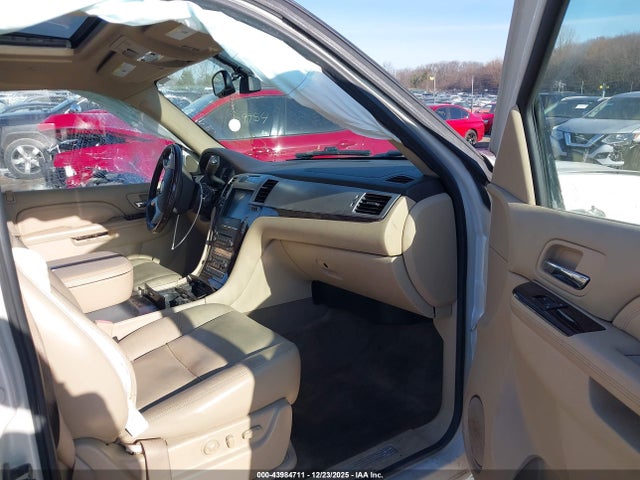 2011 CADILLAC ESCALADE 1GYS4BEF3BR103895 Photo 4