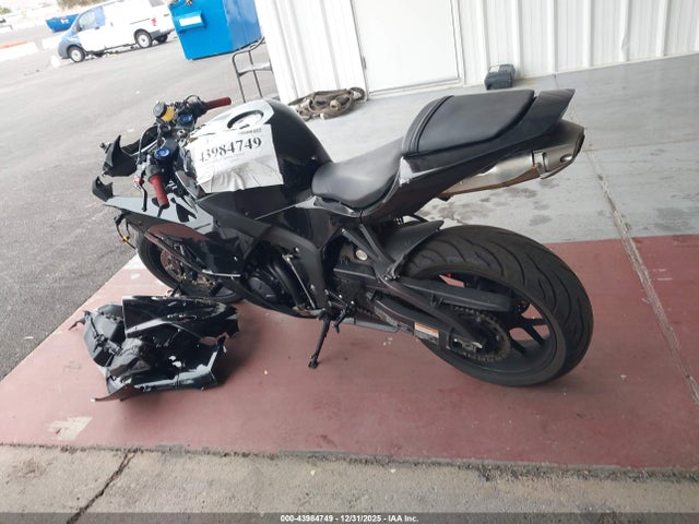 Honda Cbr600 Rr 2023 JH2PC40J4PK900332 Image 3